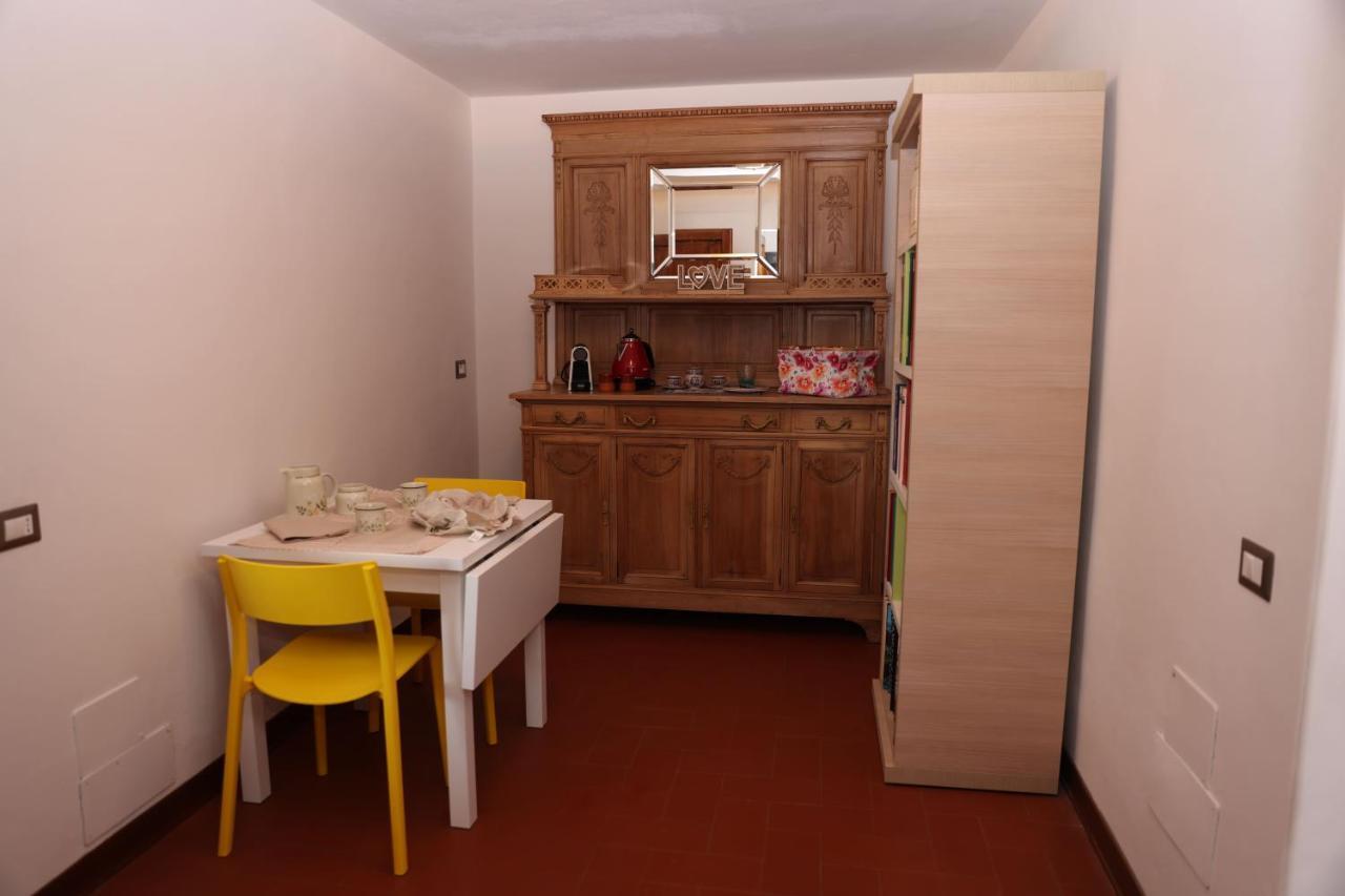Bed And Berli Bed & Breakfast Sesto Fiorentino Exterior photo